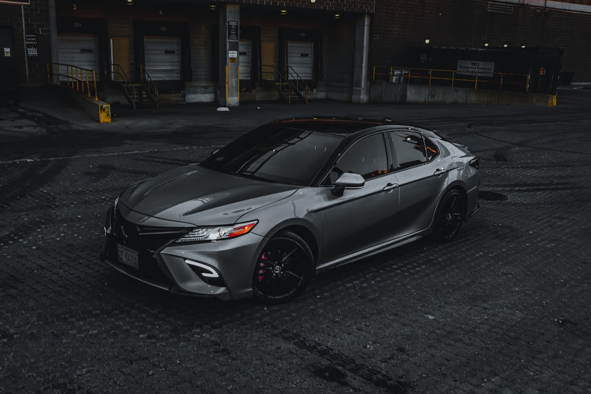 2022 Toyota Camry — photo 2